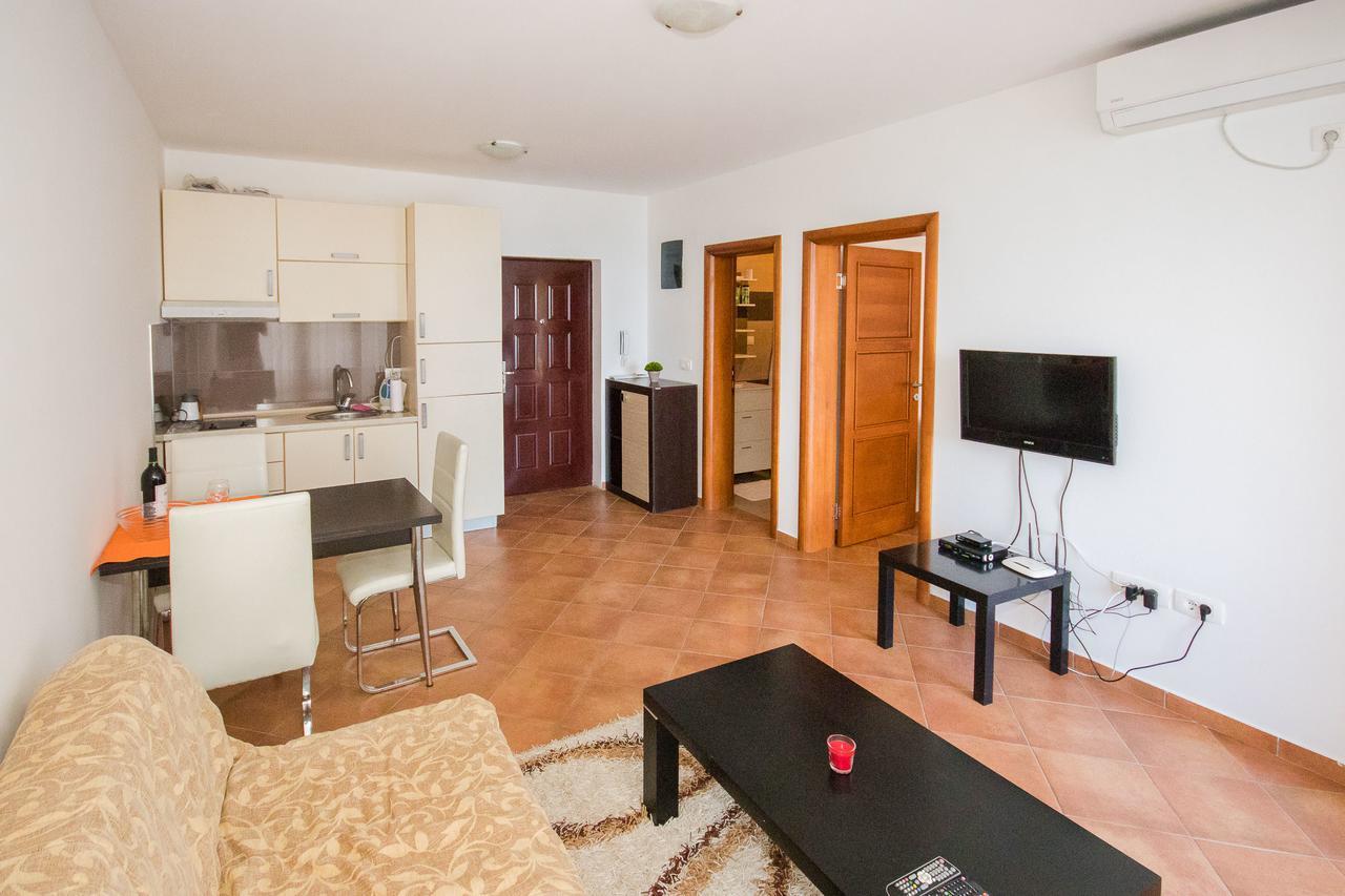 Apartments Palma Dobra Voda Exterior photo