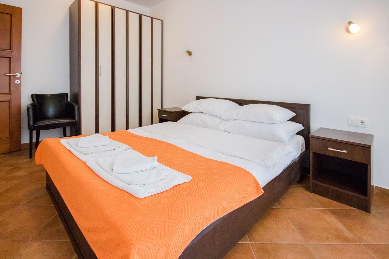 Apartments Palma Dobra Voda Exterior photo