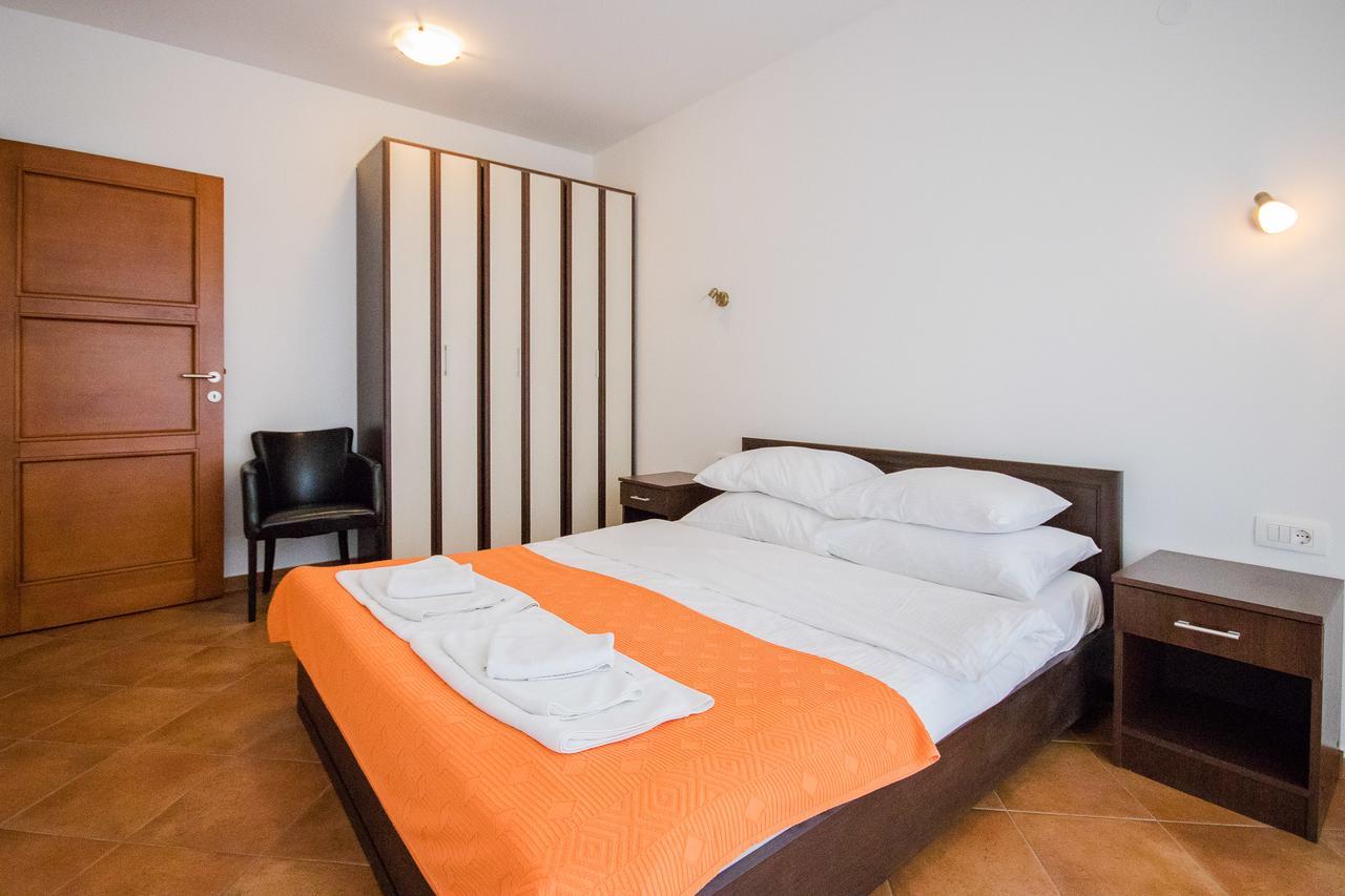 Apartments Palma Dobra Voda Exterior photo
